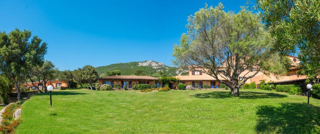 Hotel Rocce Sarde San Pantaleo Dış mekan fotoğraf